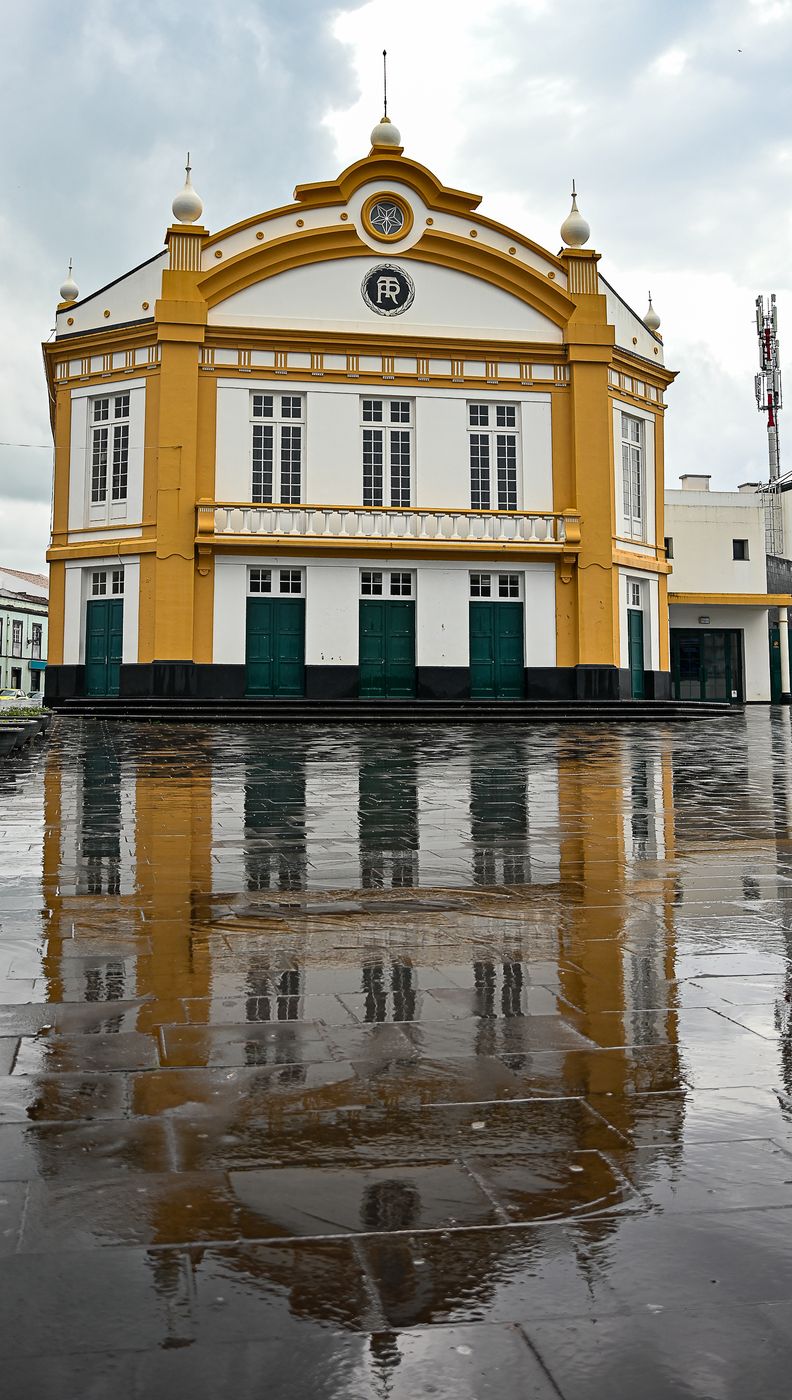 Teatro Ribeiragrandense, Portugal