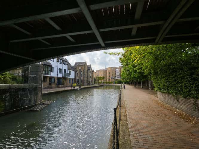 Wapping Ornamental Canal System - bridge