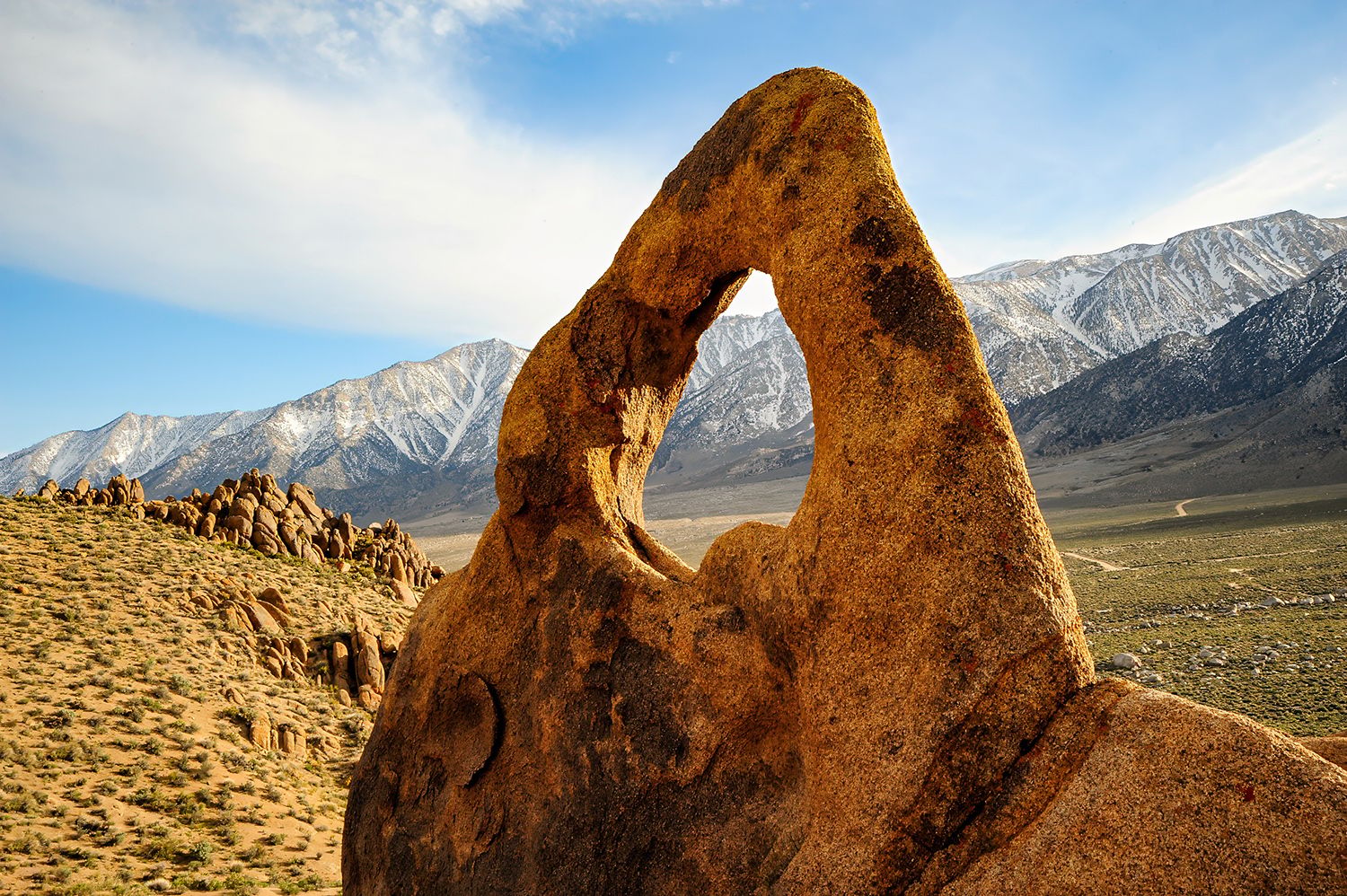 Whitney Portal arch, USA