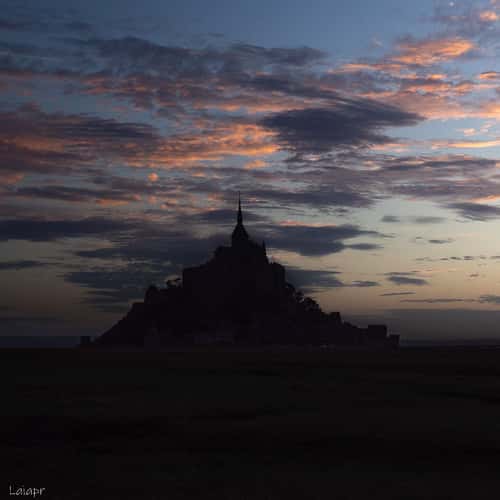 Amanecer en mont saint michel