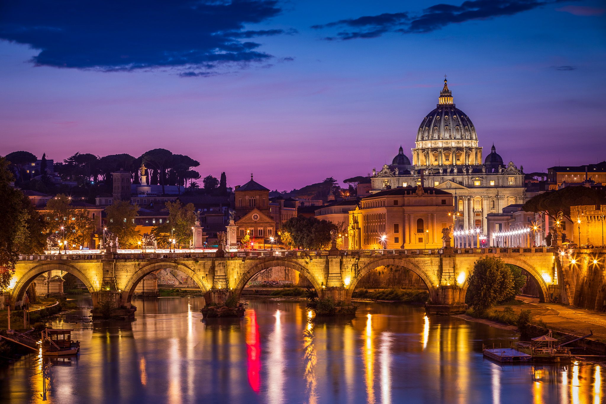 Basilica di San Pietro from Ponte Umberto I, Italy