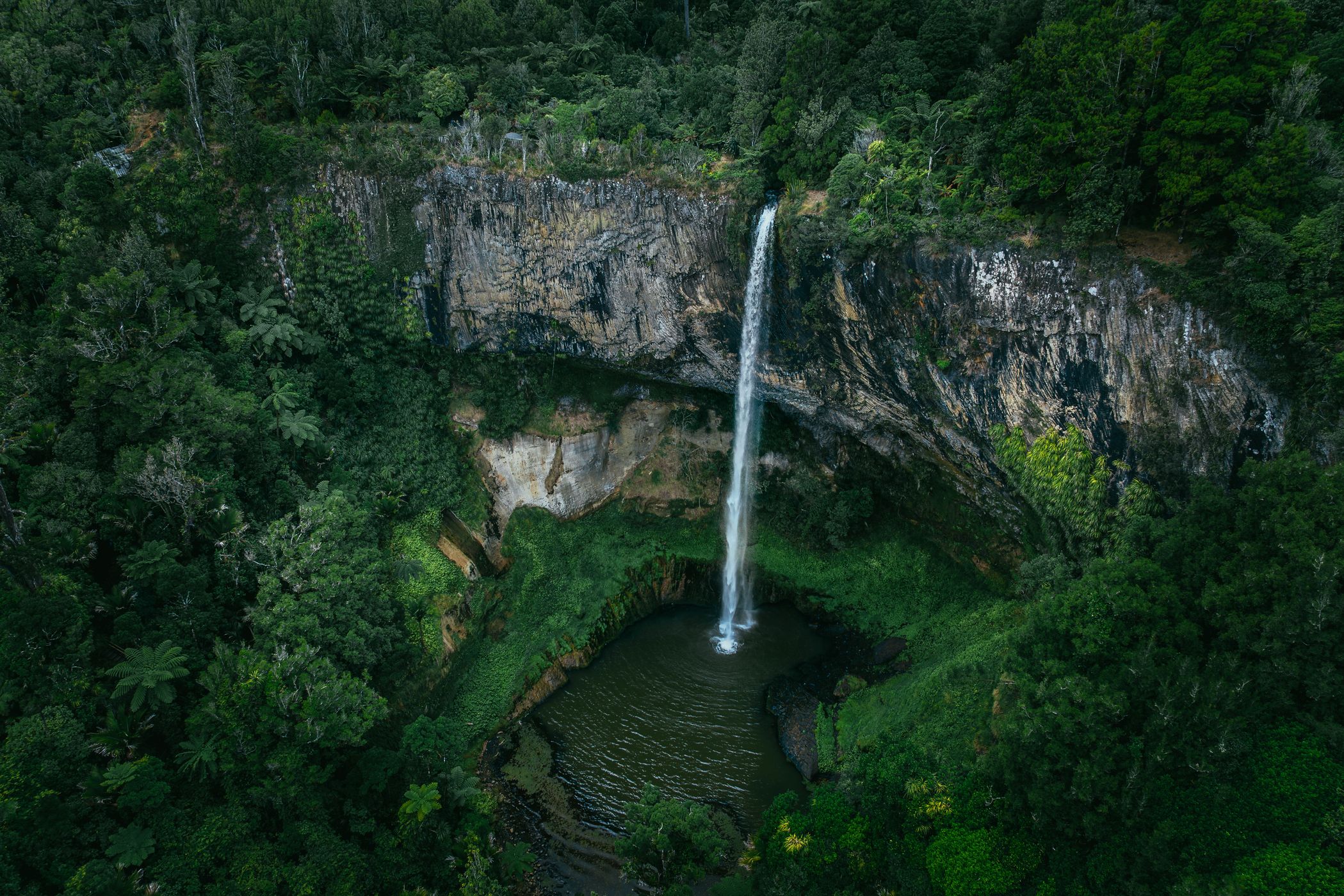 Bridal Veil Falls, Raglan, New Zealand