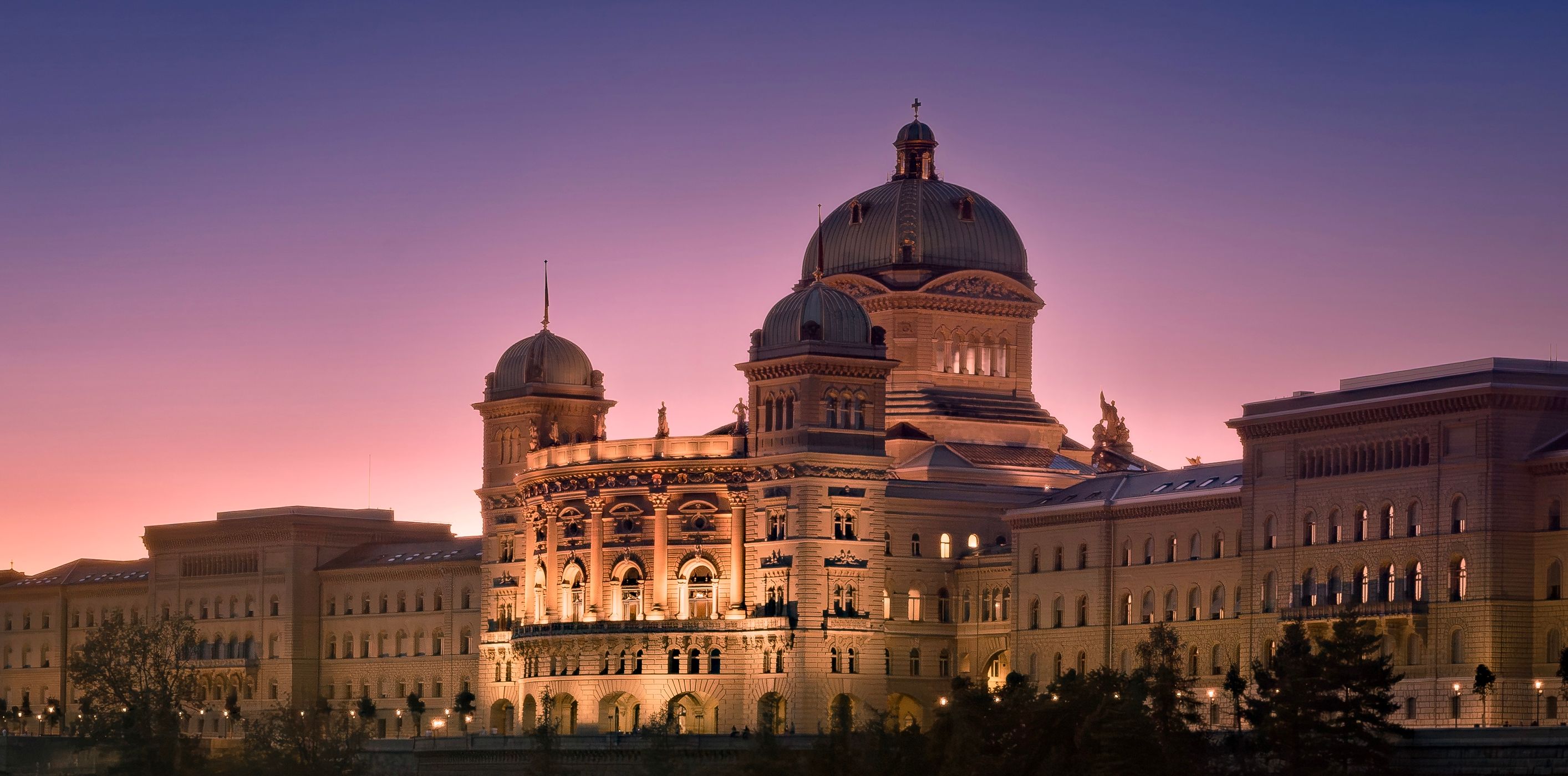 Bundeshaus from Kirchenfeld Bridge, Switzerland
