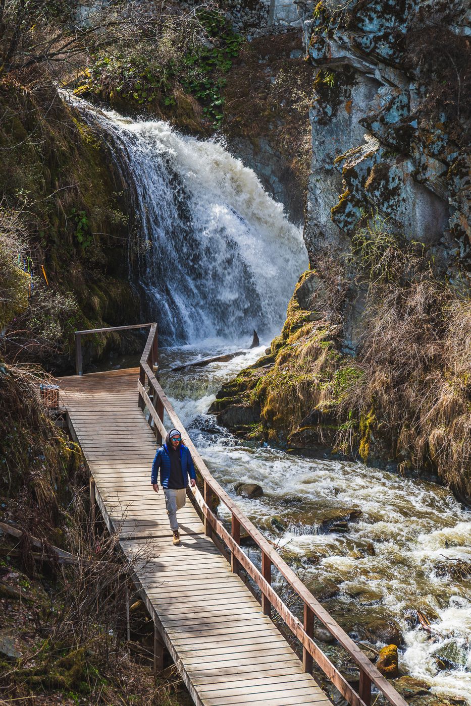 Chedor Waterfall, Russian Federation