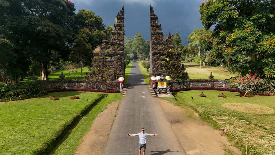 Handara Gate