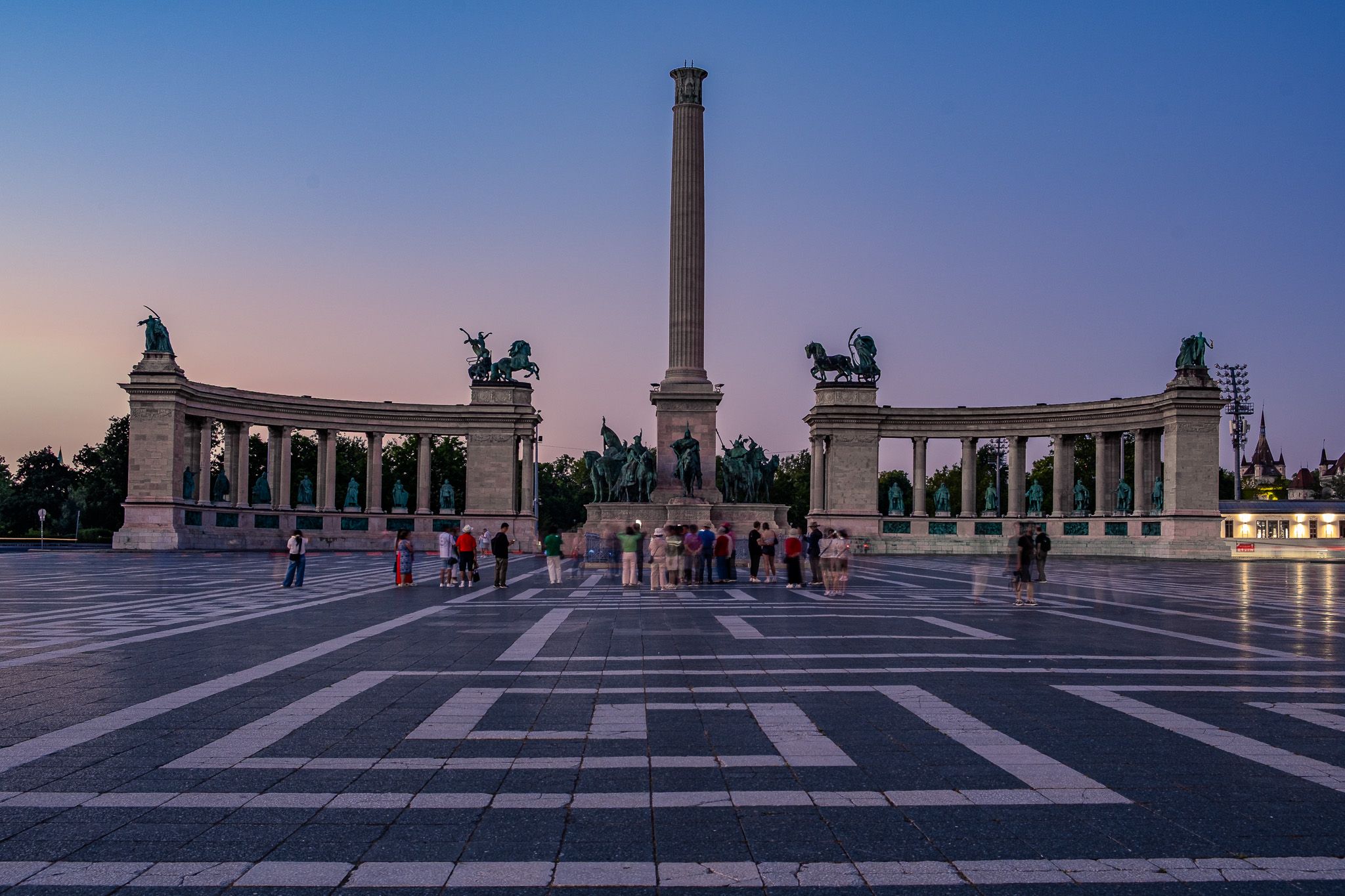 Hősök tere, Hungary