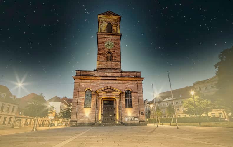 Kirche, 'unsere liebe Frau'