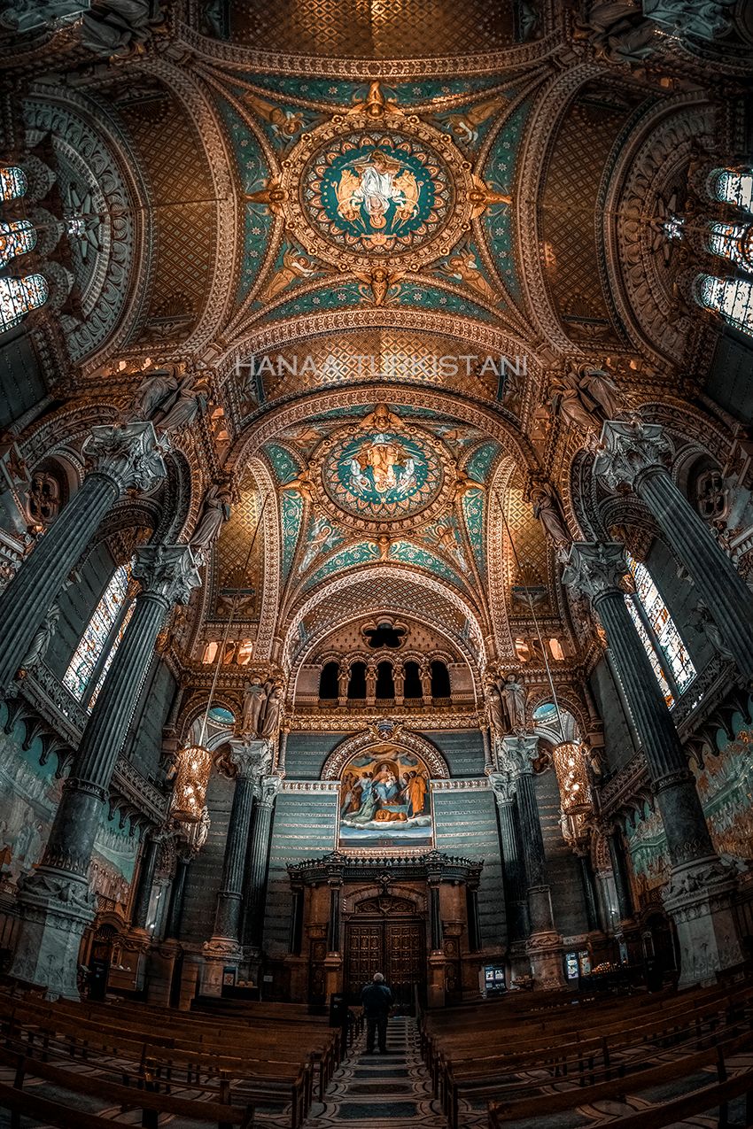 La Basilique Notre Dame de Fourvière, Lyon, France
