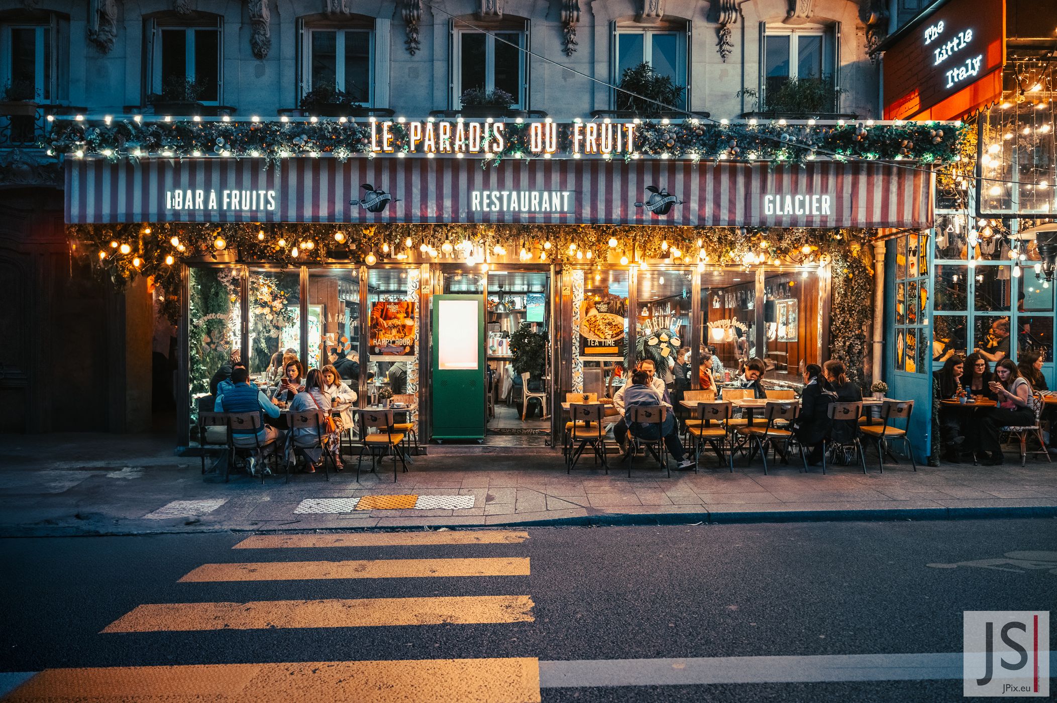 Le Paradis du Fruit, Paris, France