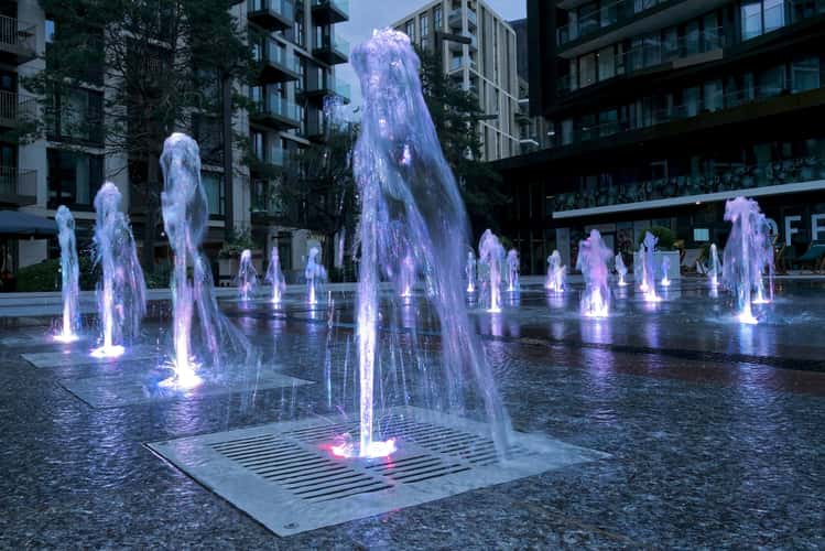 Merino Gardens, fountain