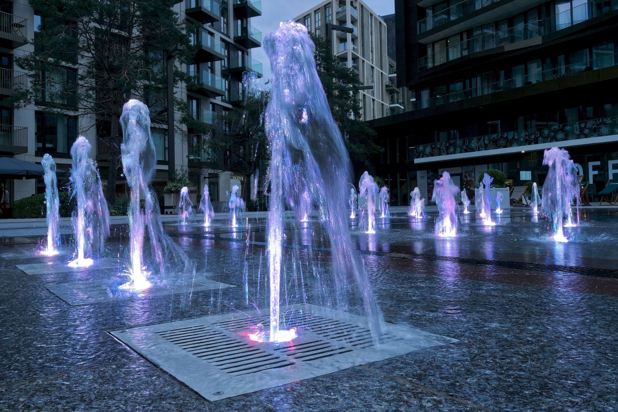 Merino Gardens, fountain, United Kingdom