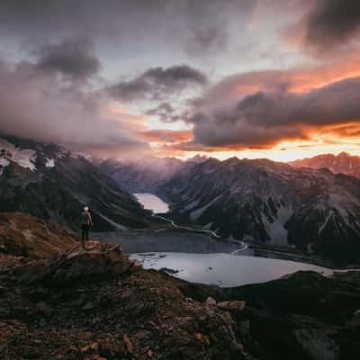 Mueller Lake and Hooker Lake view, Mount Cook National Park, New Zealand