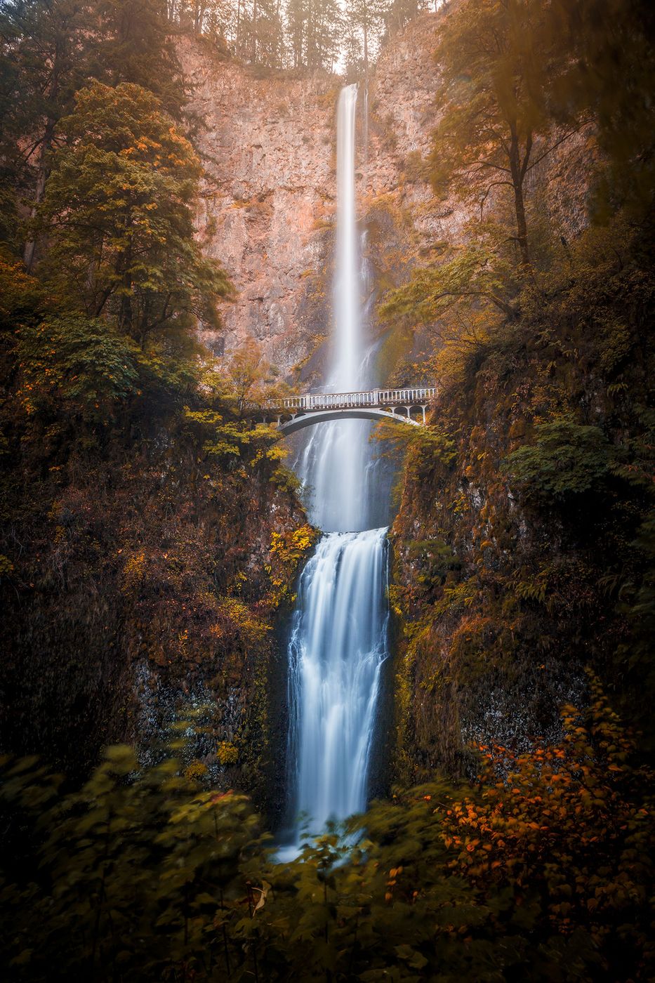 Lower Multnomah Falls, USA