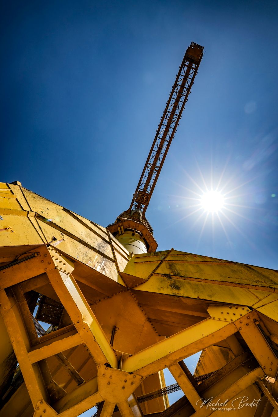 Nantes, la grue jaune, France