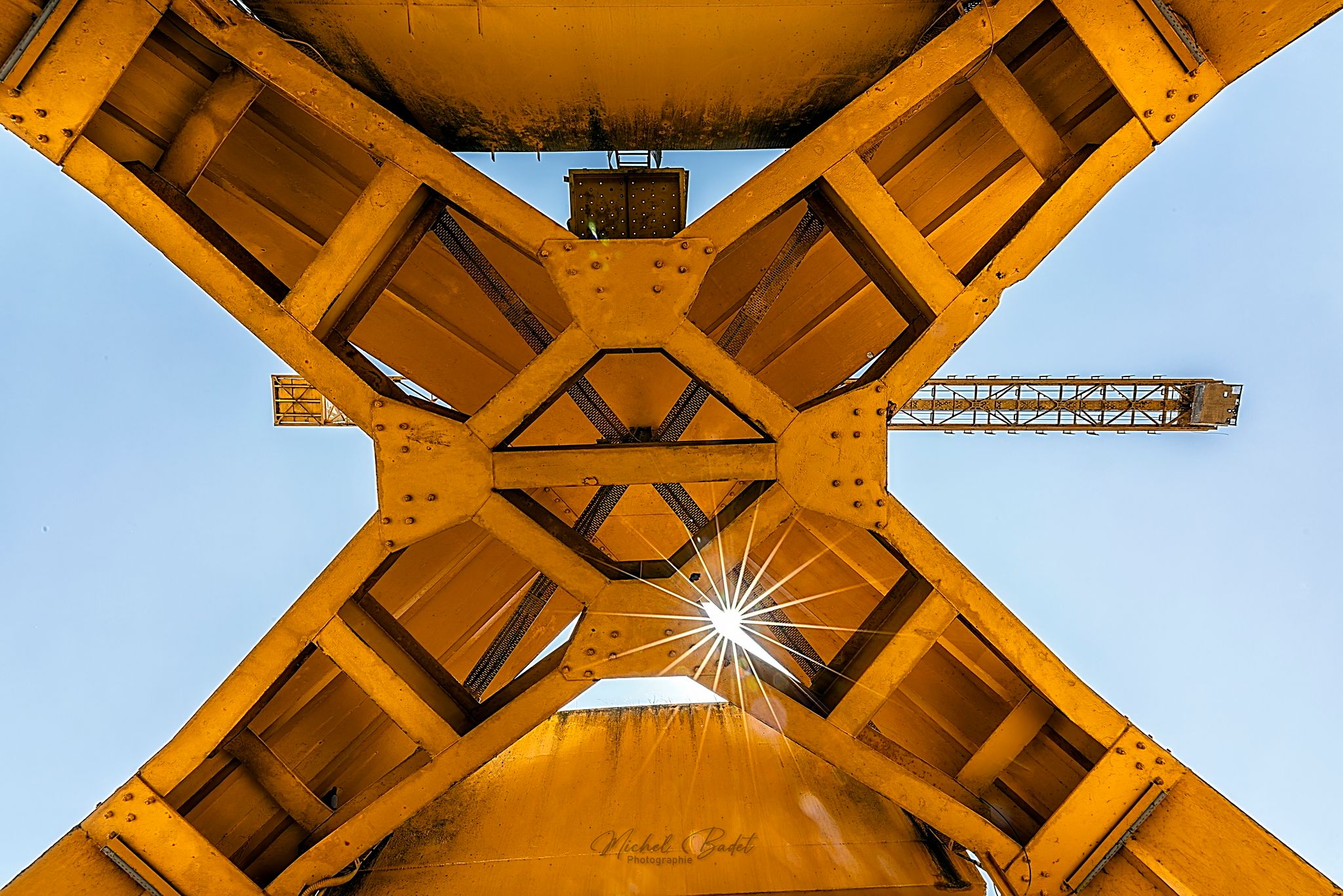 Nantes, la grue jaune, France