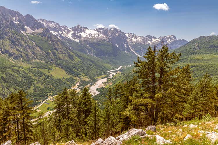 Panoramic hike in Valbona