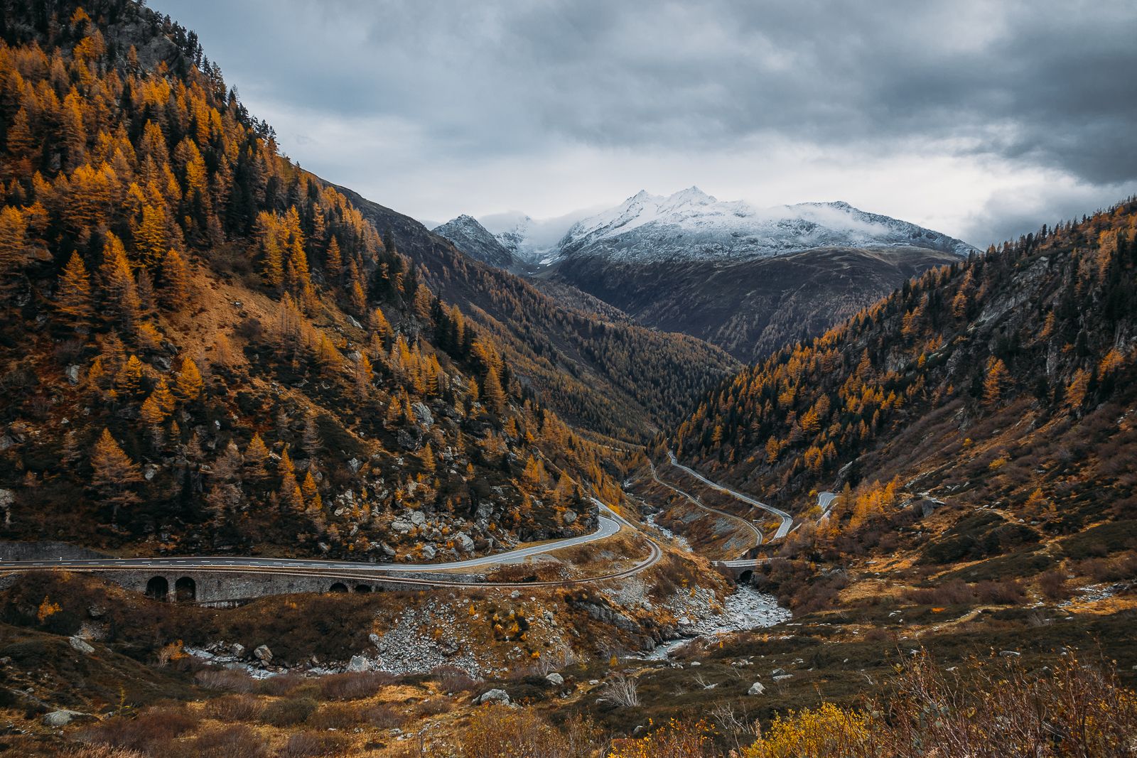 Pont sur le Rhône Viewpoint, Switzerland