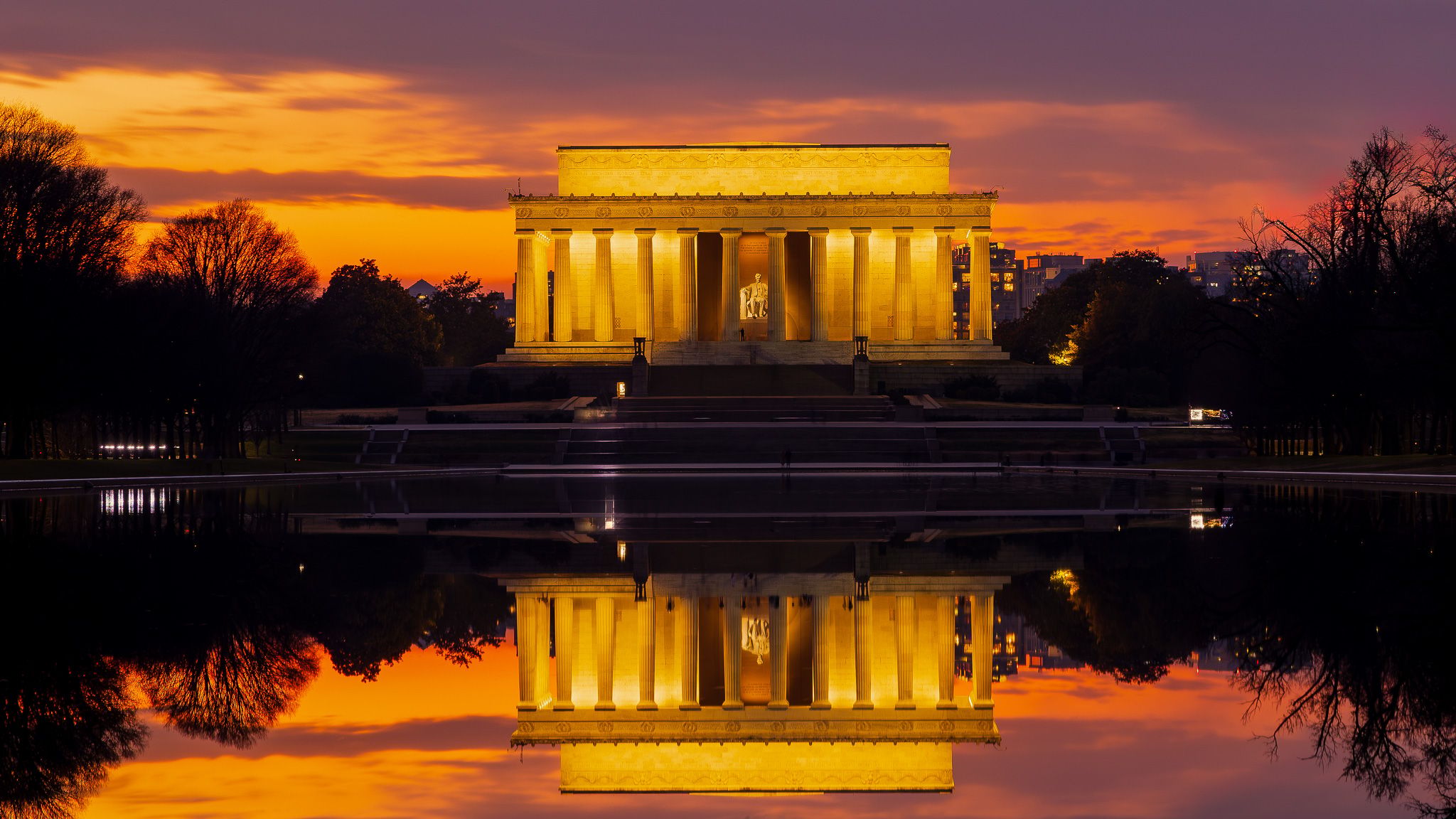 Reflecting Pool with Lincoln Monument, USA