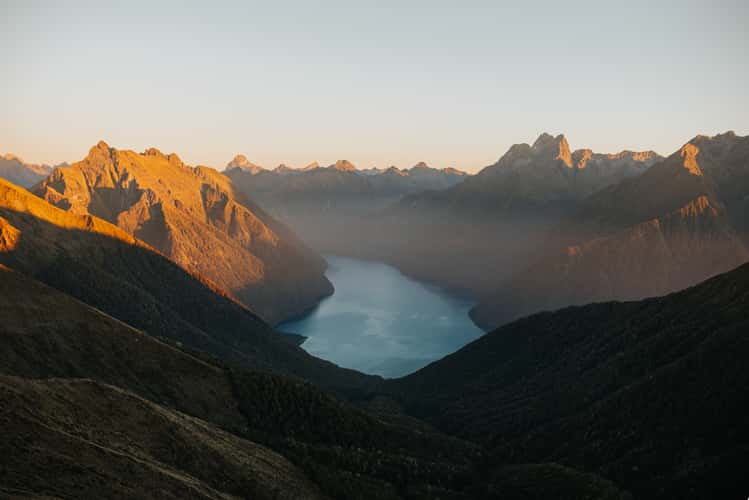 Ridge line walk at Kepler Track, Fiordland National Park