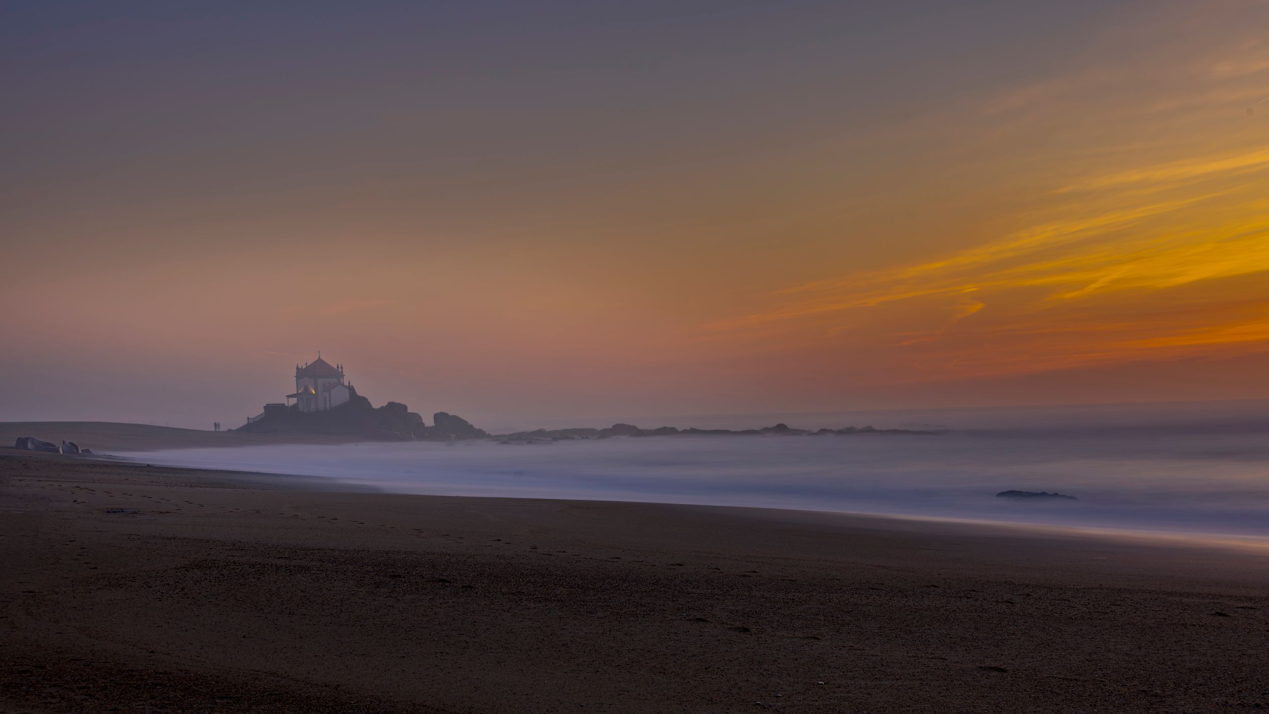 Senhor Da Pedra, Portugal
