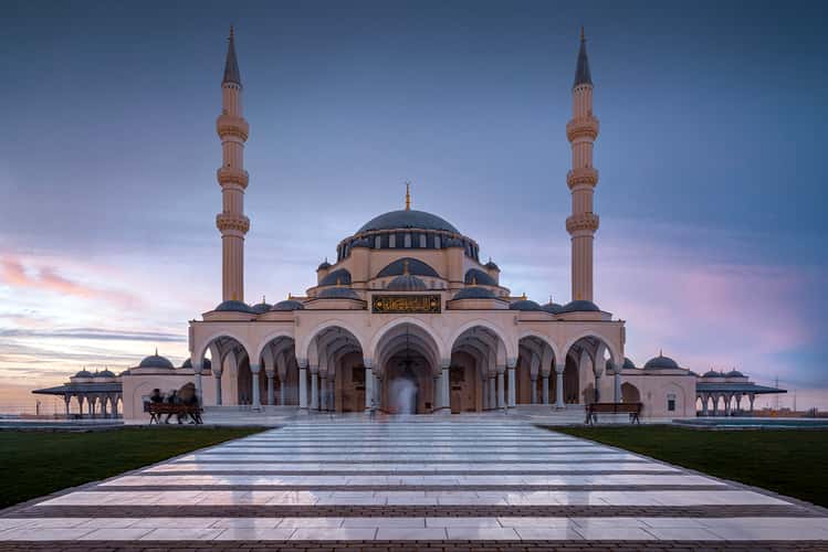 sharjah mosque
