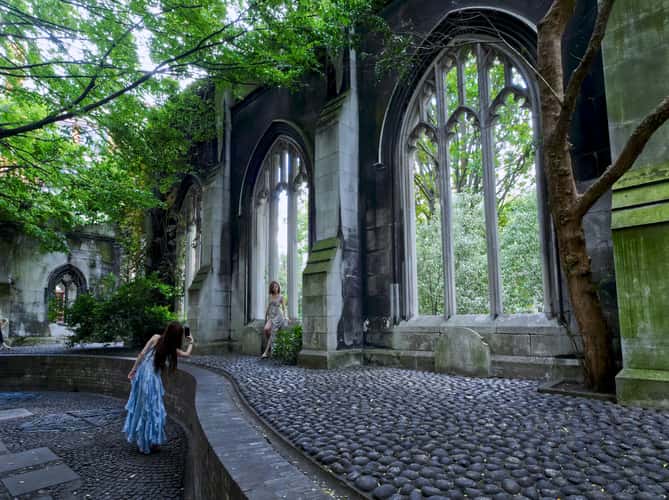 St Dunstan in the East church gardens