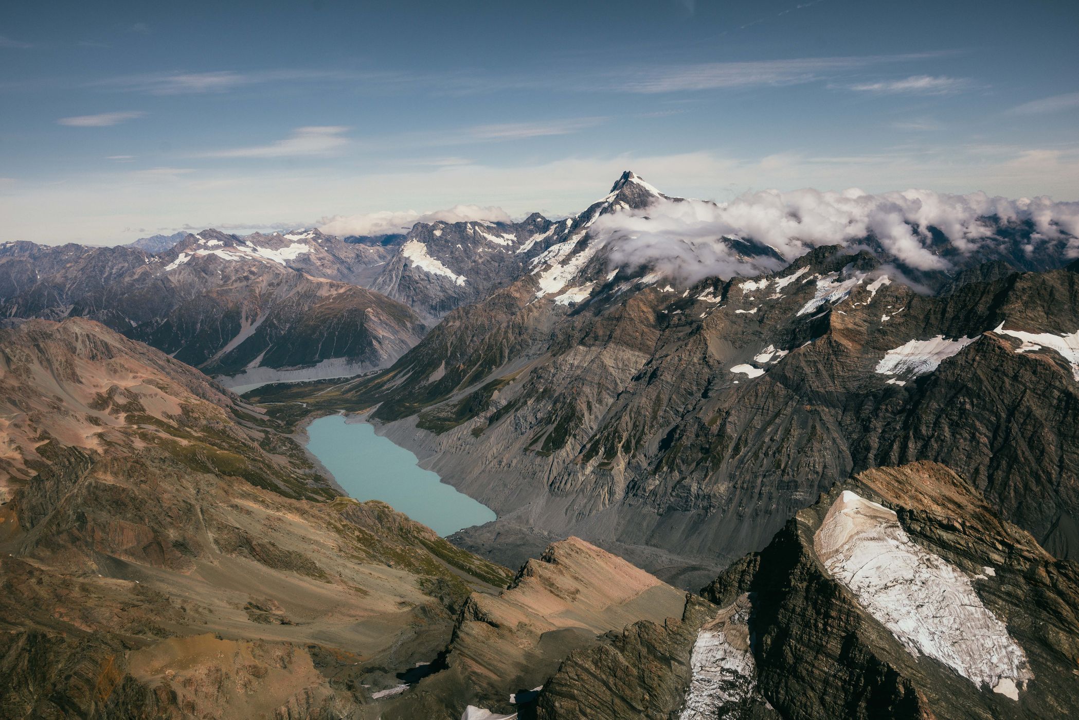 Tasman lake and mountains, Mount Cook National Park, New Zealand