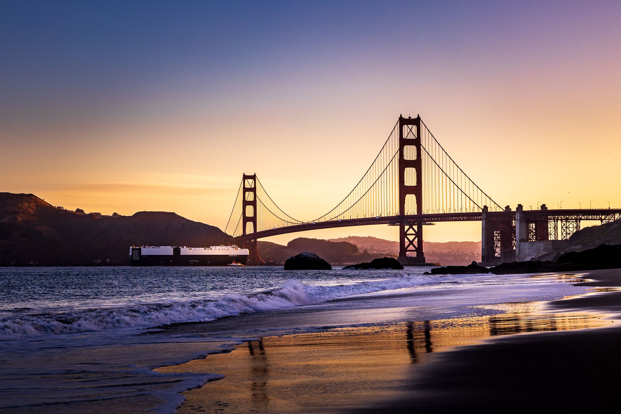 The Golden Gate Bridge from Baker Beach, USA
