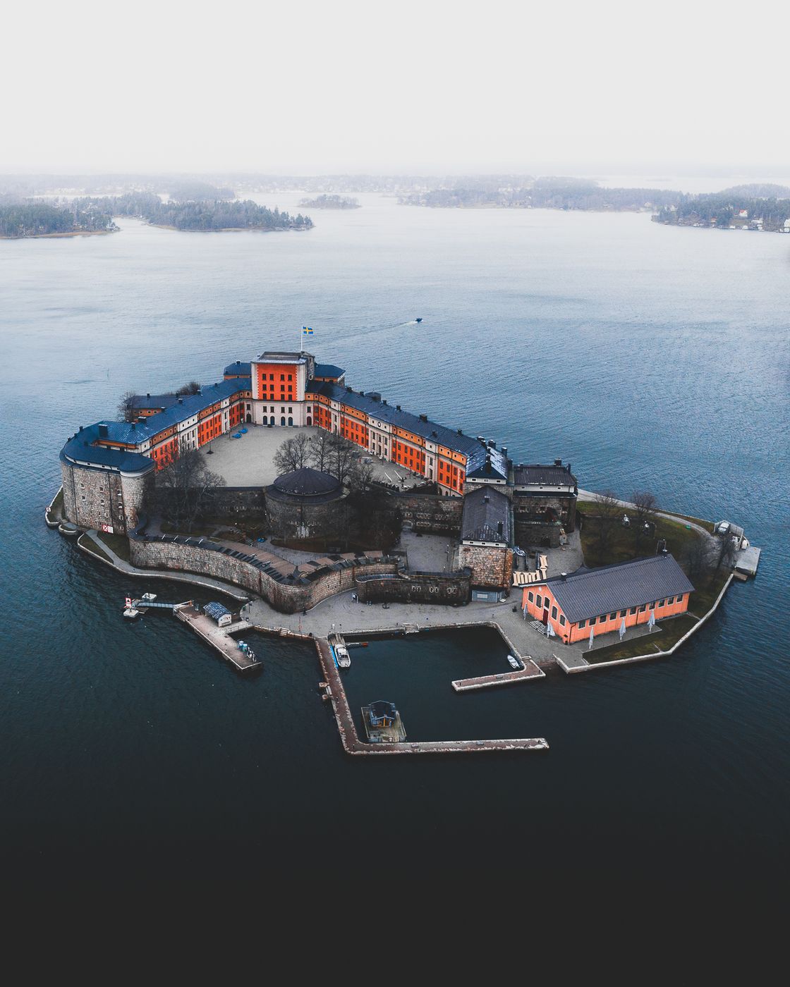 Vaxholms Kastell (Drone), Sweden