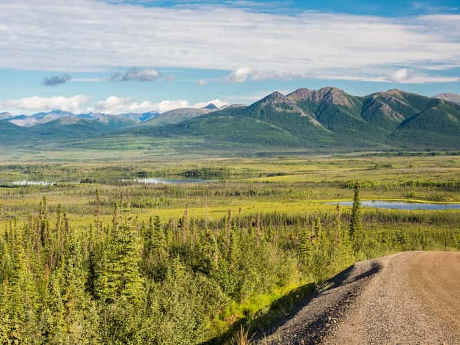 Dalton Highway south of Coldfoot