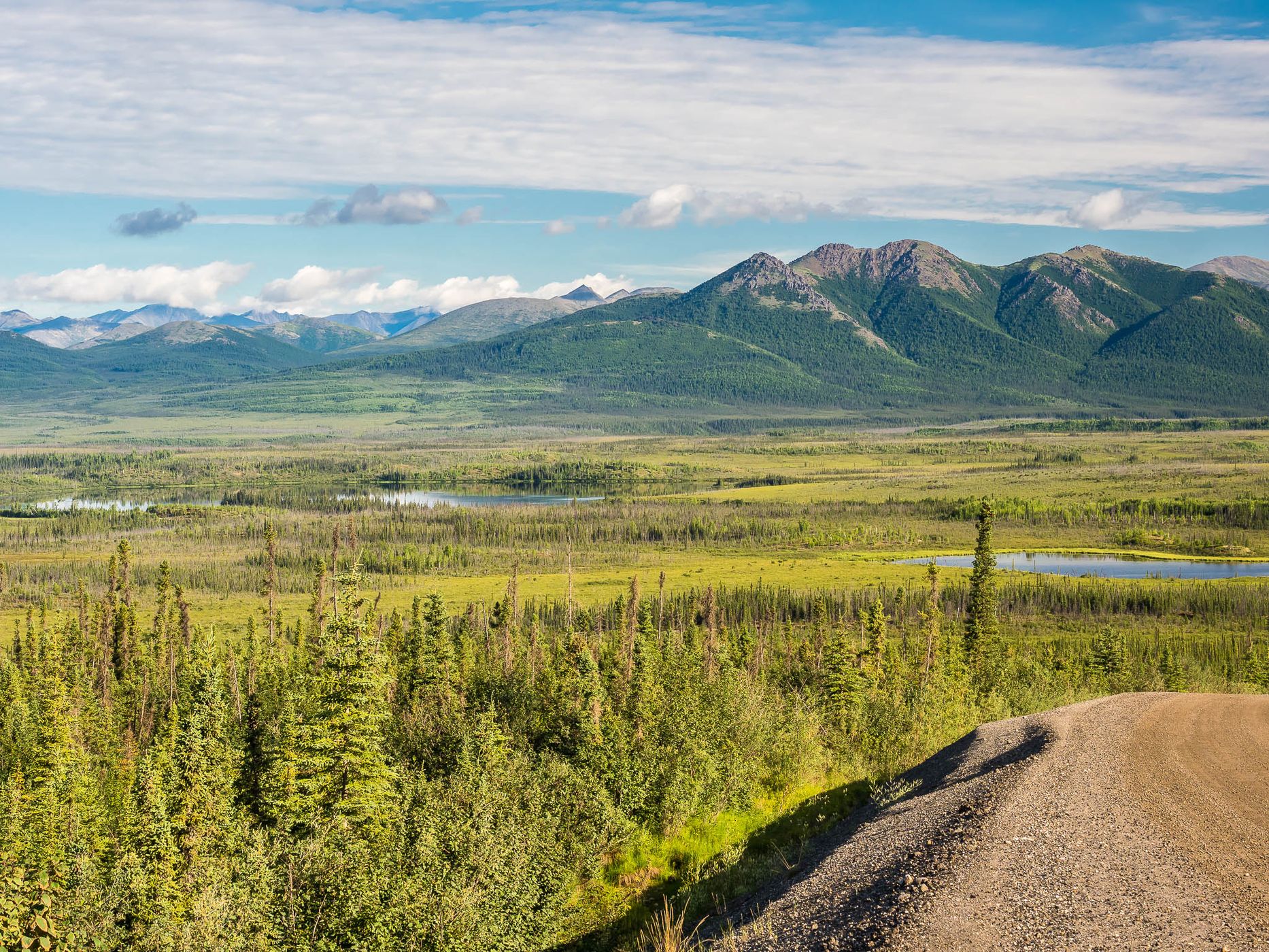 Dalton Highway south of Coldfoot, USA