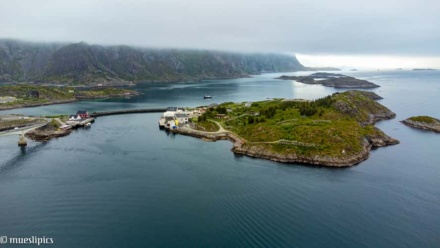 Henningsvaer