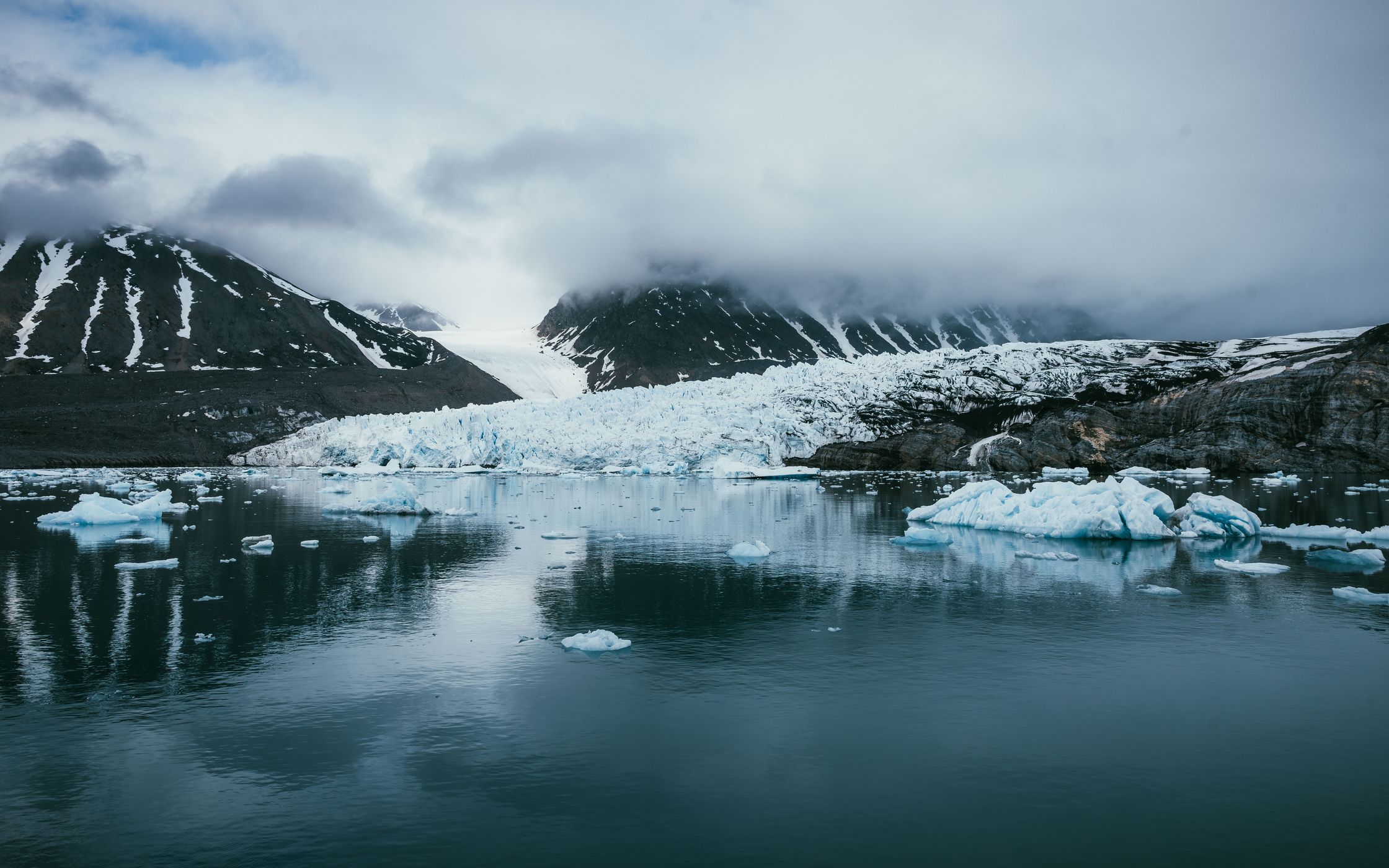 Kongsfjorden, Oscar II Land, Svalbard & Jan Mayen Islands