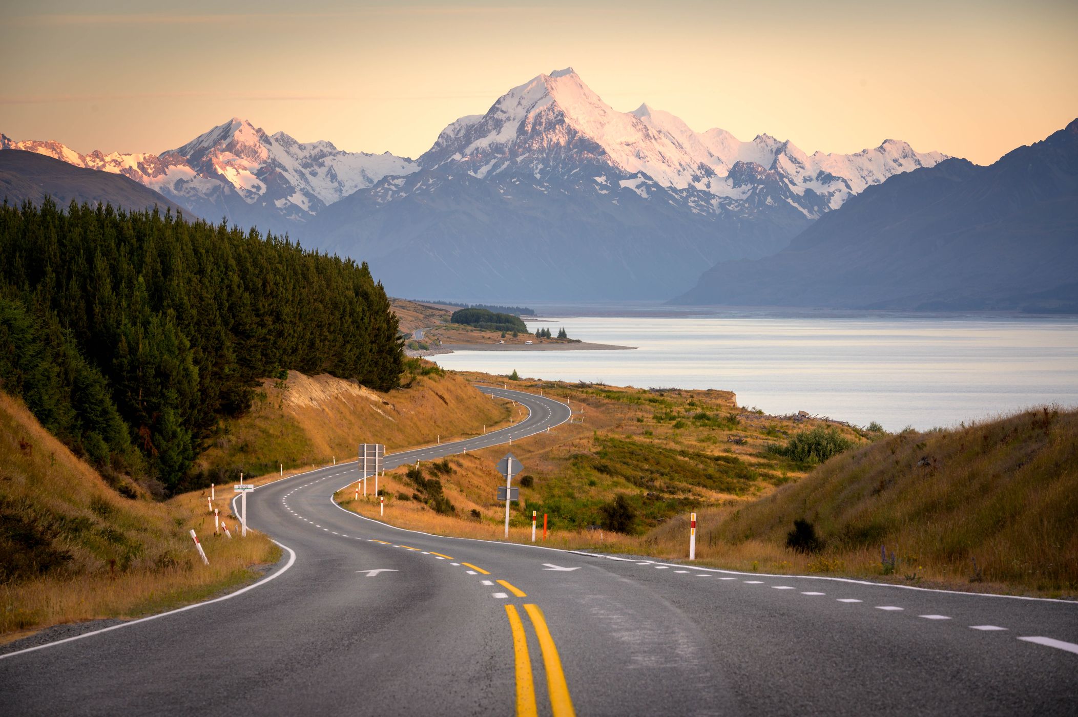 Lake Pukaki Viewpoint (Mount Cook Road), New Zealand