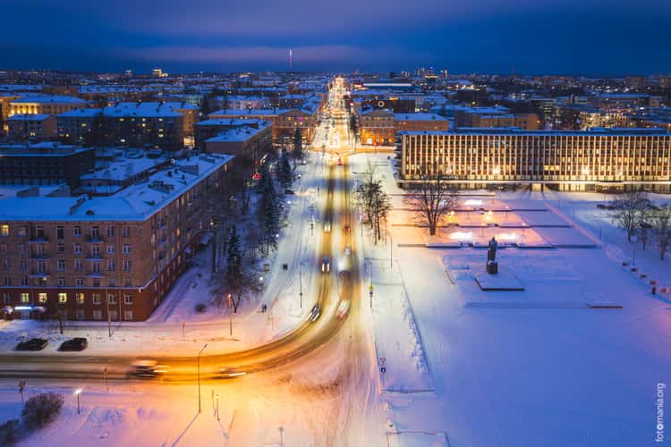 Main street, Petrozavodsk (drone)