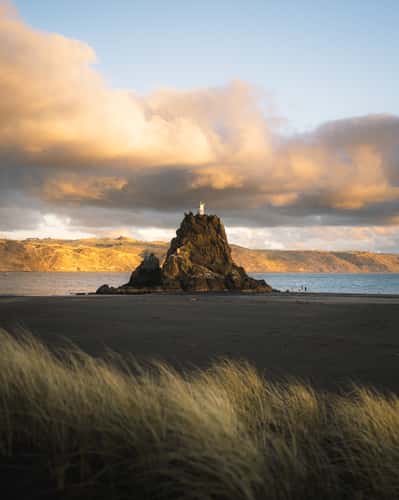 Ninepin Rock, Sand Dunes