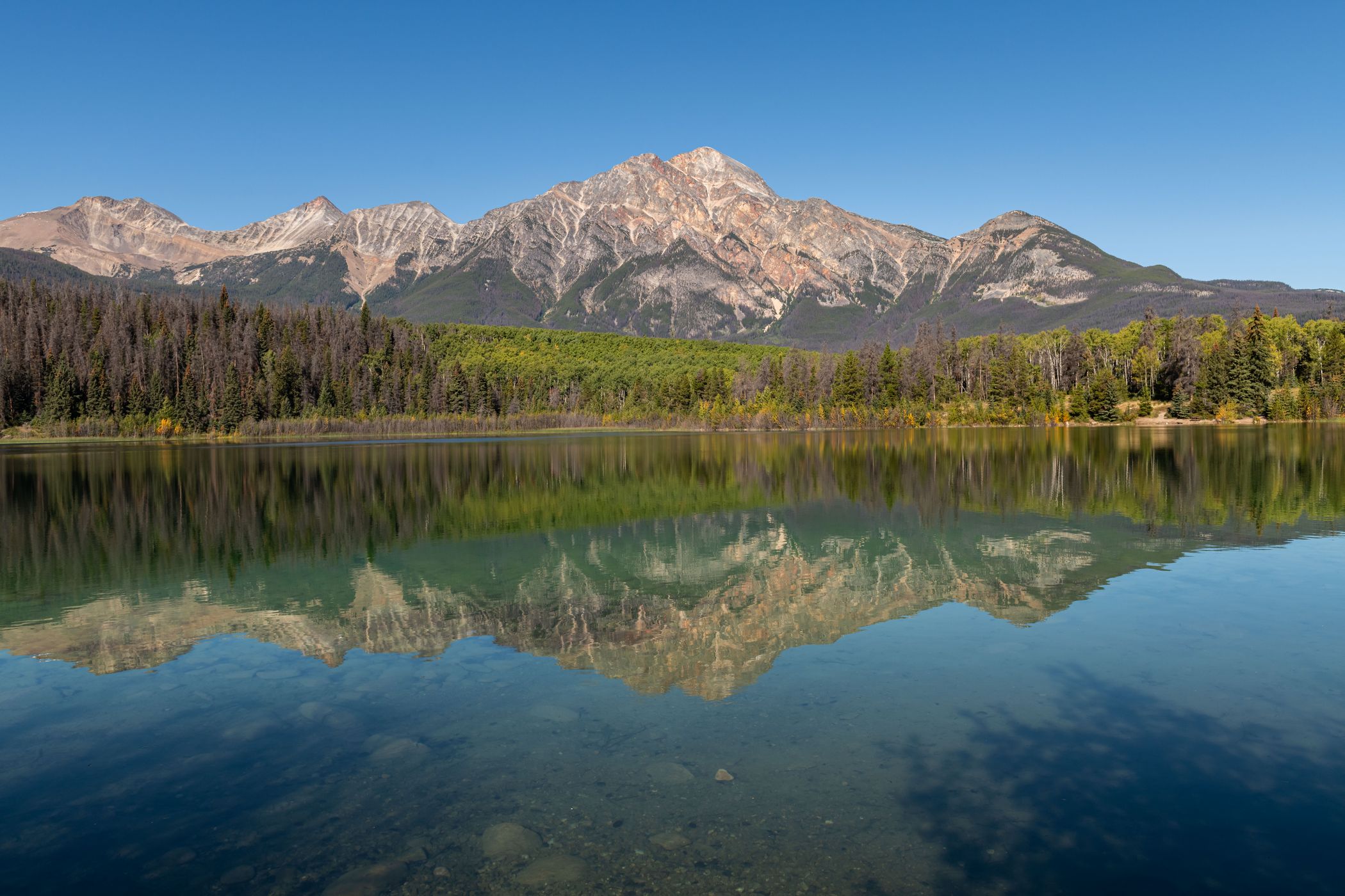 Patricia Lake, Canada