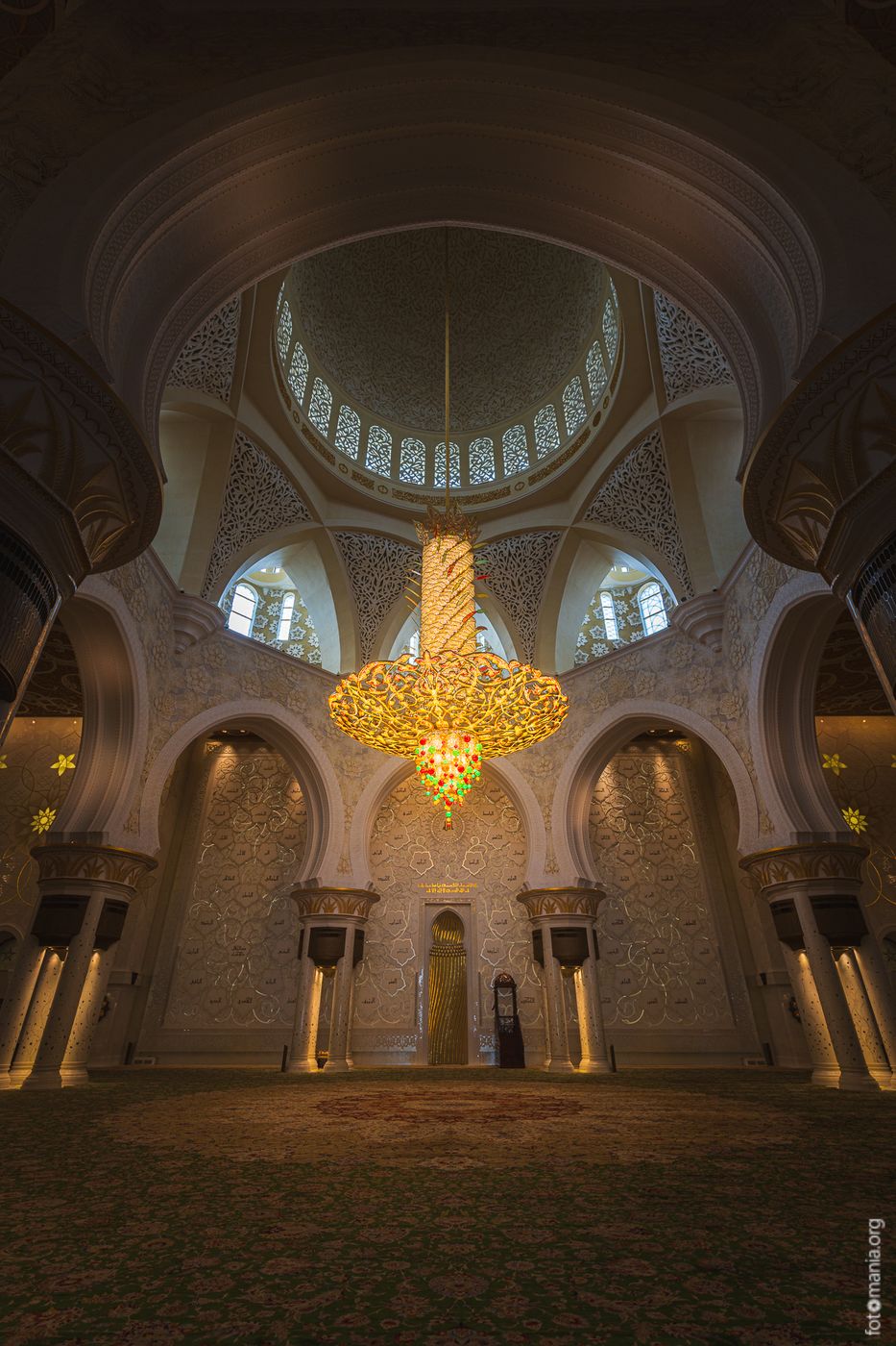 Sheikh Zayed Grand Mosque from inside, Abu Dhabi, United Arab Emirates