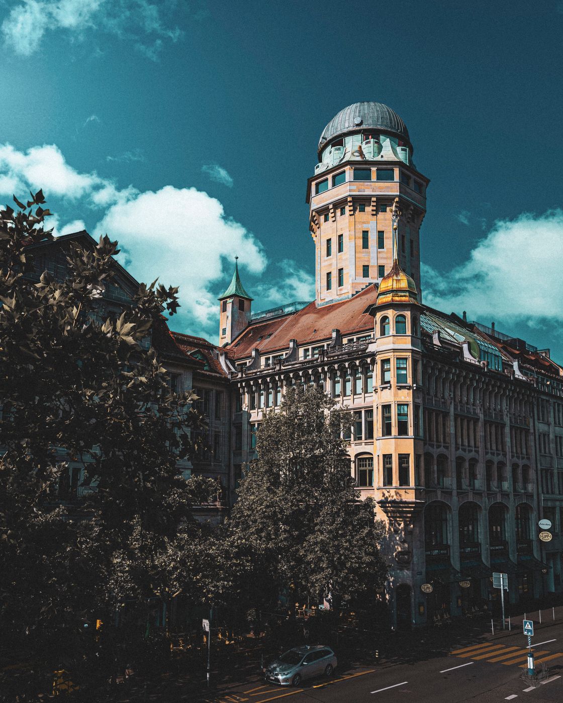 Urania, Switzerland