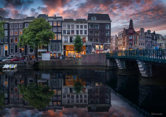 BorzoGallery & Keizersgracht Canal