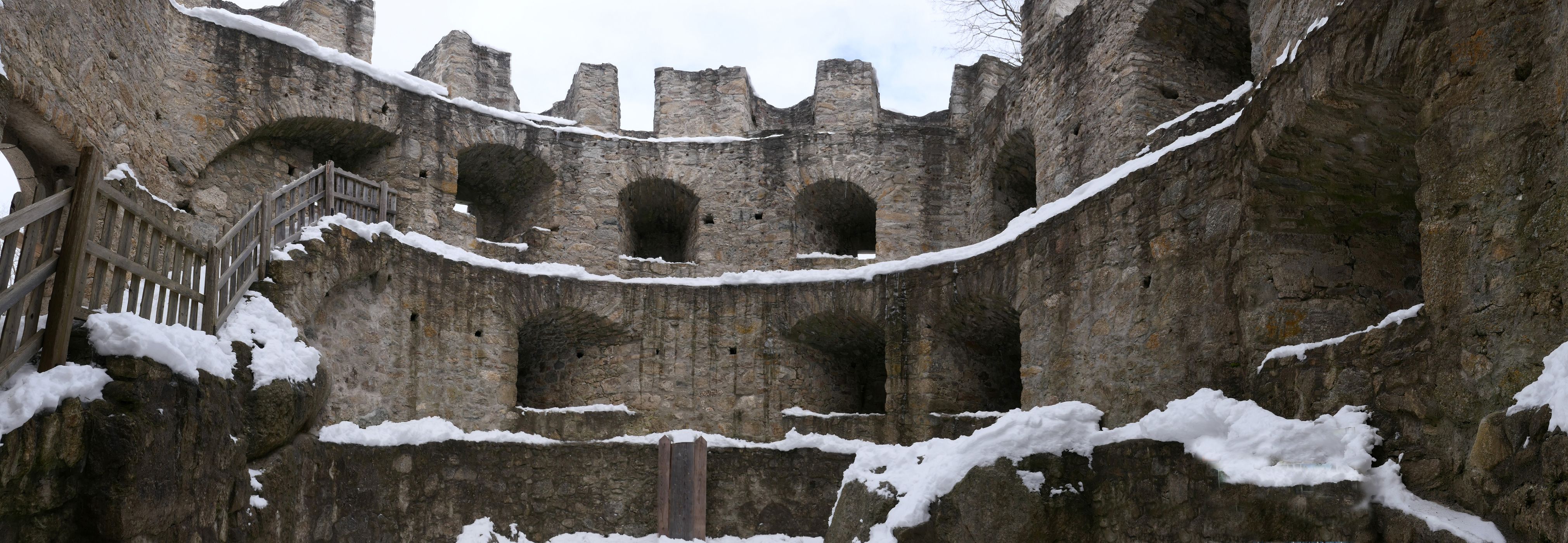 Burgruine Waxenberg, Austria