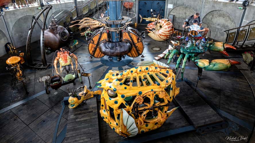 Carousel of Sea Worlds