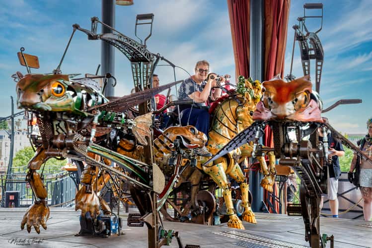 Carousel of Sea Worlds