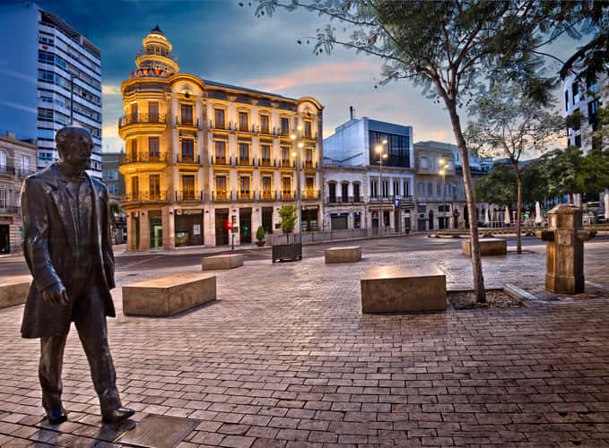 Edificio de las Mariposas, Puerta de Purchena, Almería, Spain