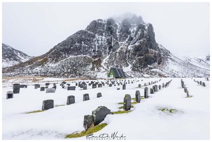 Flakstad Cemetery