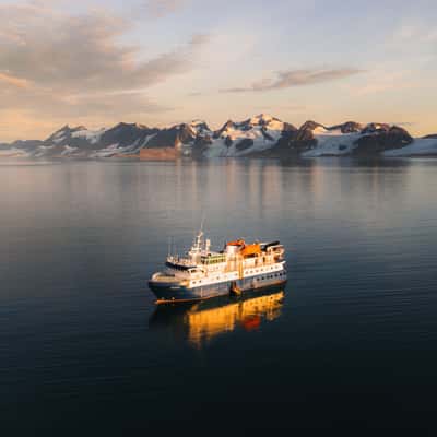 Fordlandsundet Open Water, Svalbard & Jan Mayen Islands