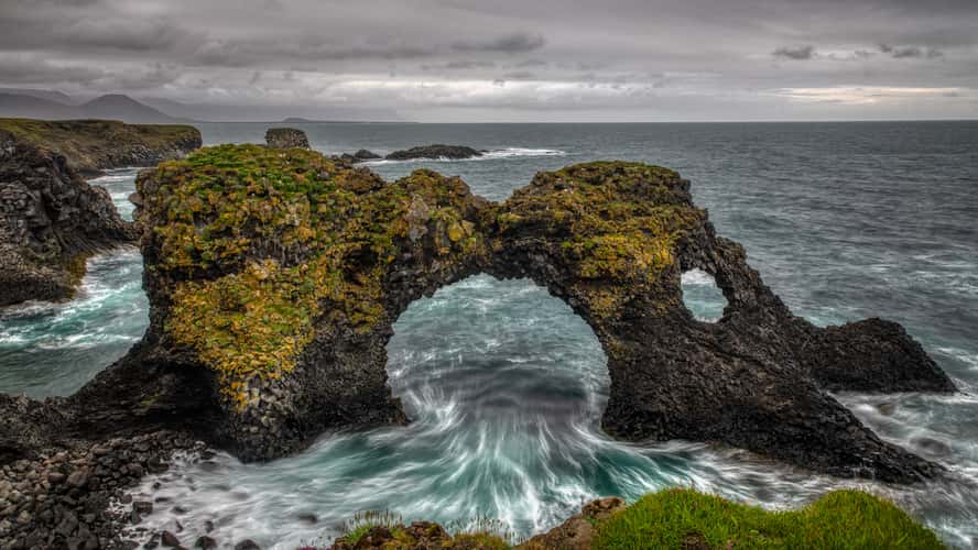 Gatklettur Stone Arch, Arnarstapi