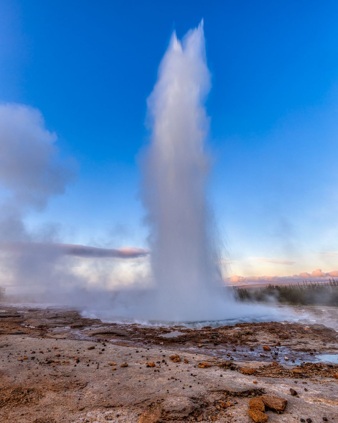 Geyser Strokkur, Iceland