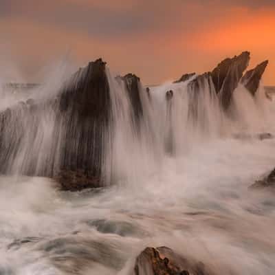 Gigi Hiu Sawarna, Indonesia