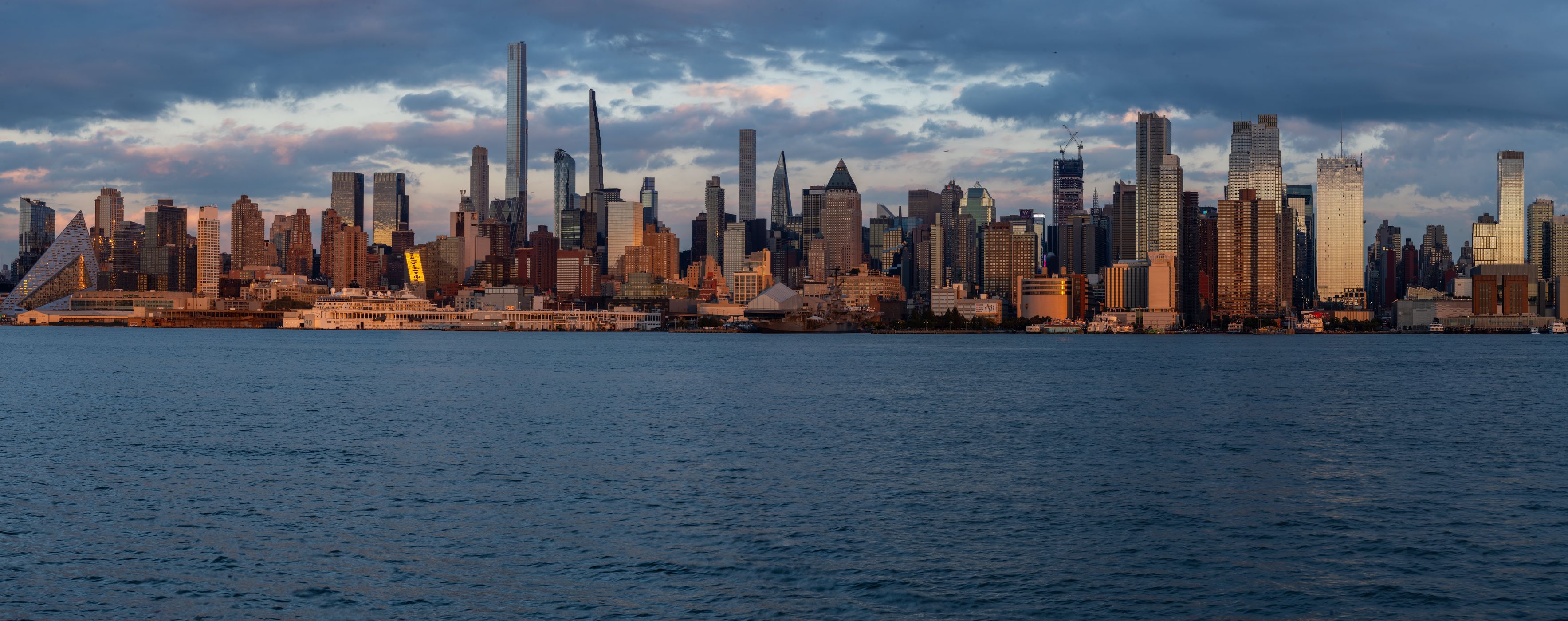 Hamilton Park in Weehawken, New Jersey - NYC View, USA